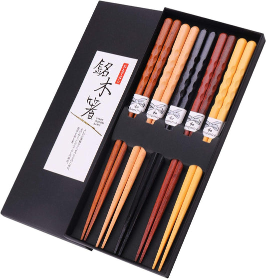 Reusable Chopsticks Japanese Natural Wooden Classic Style 5 Pairs Lightweight Hand-Carved Safe Chop Sticks 8.8 Inch/22.5Cm Gift Set